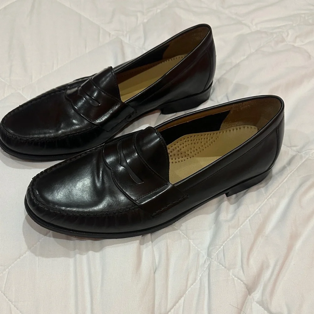 NWOT Cole Haan Dark Brown Leather Loafers size 11 M